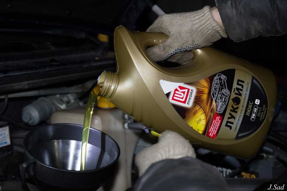Нужно ли промывать двигатель при замене масла, основные средства для промывки мотора