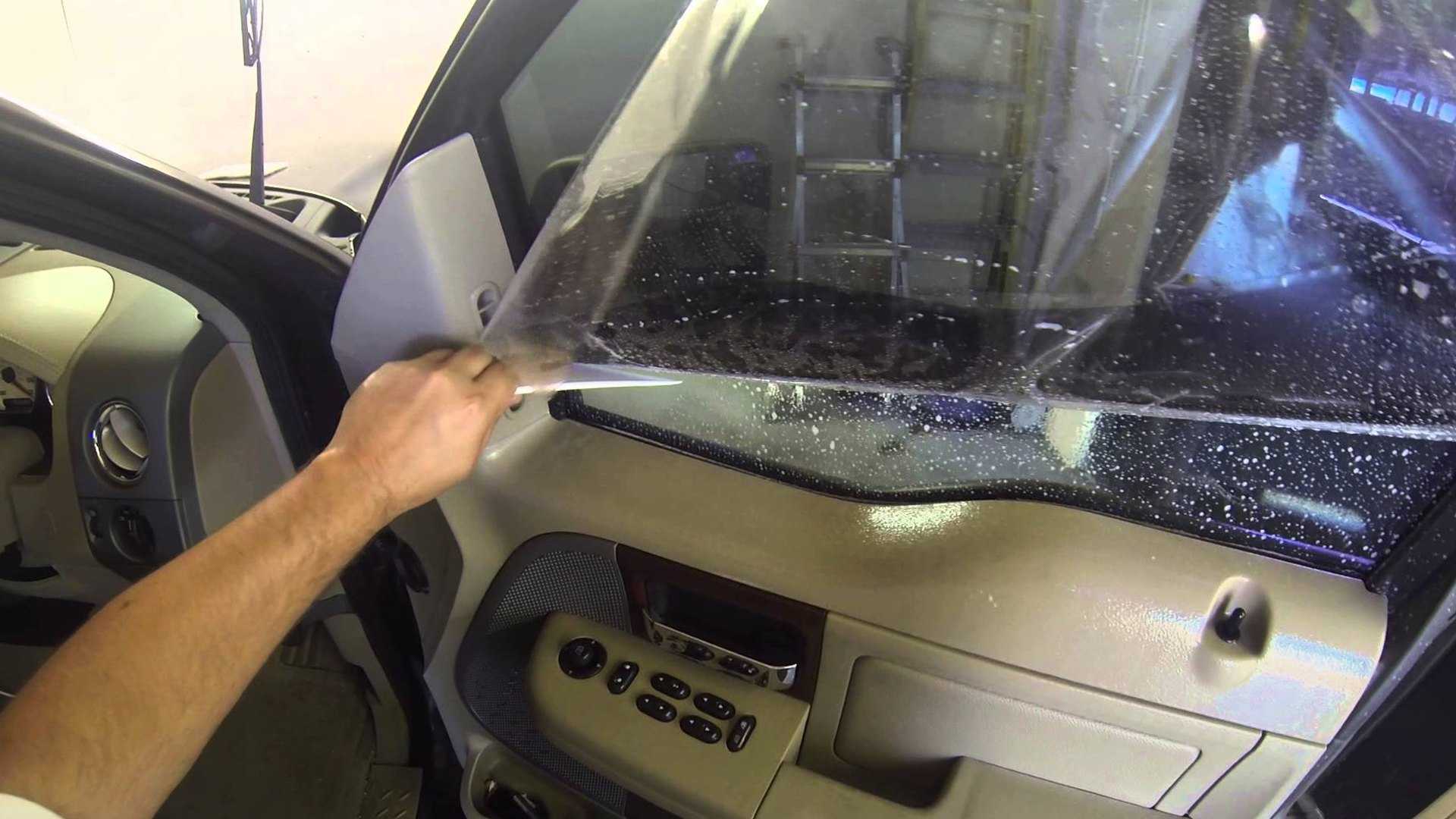 Тонировка стекол автомобиля в домашних условиях
