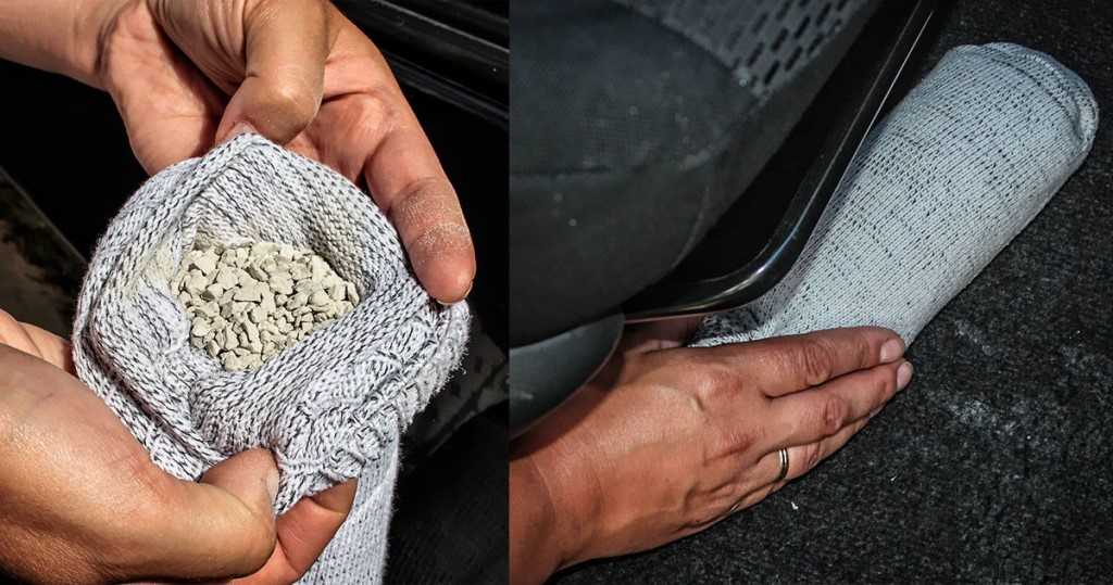 Как просушить салон автомобиля под ковриками