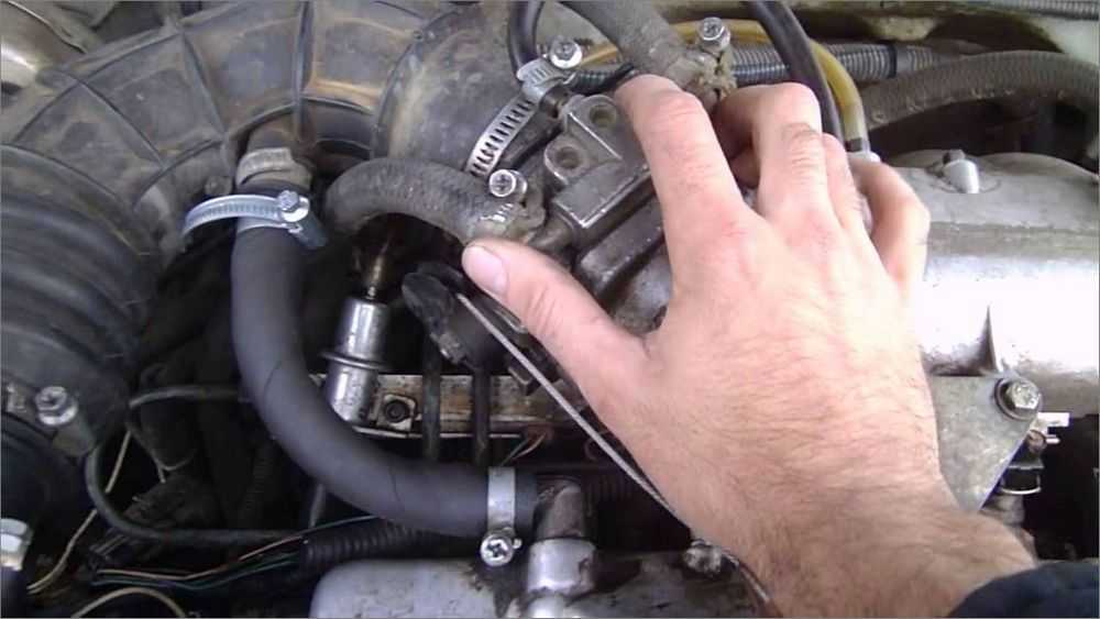Стук в двигателе: возможные причины и выполнение ремонта