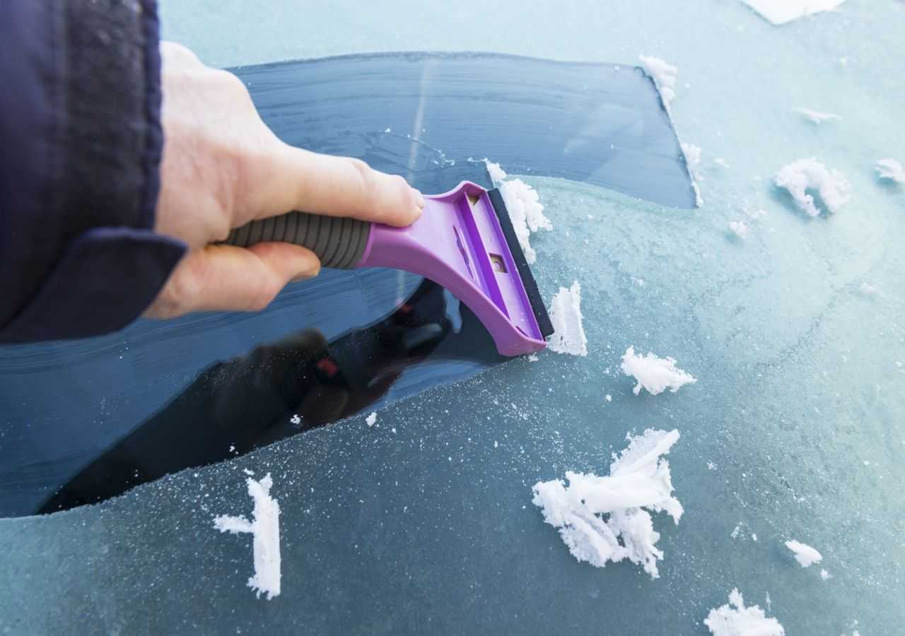Топ7 лучших средств для полировки и защиты лобового стекла автомобиля