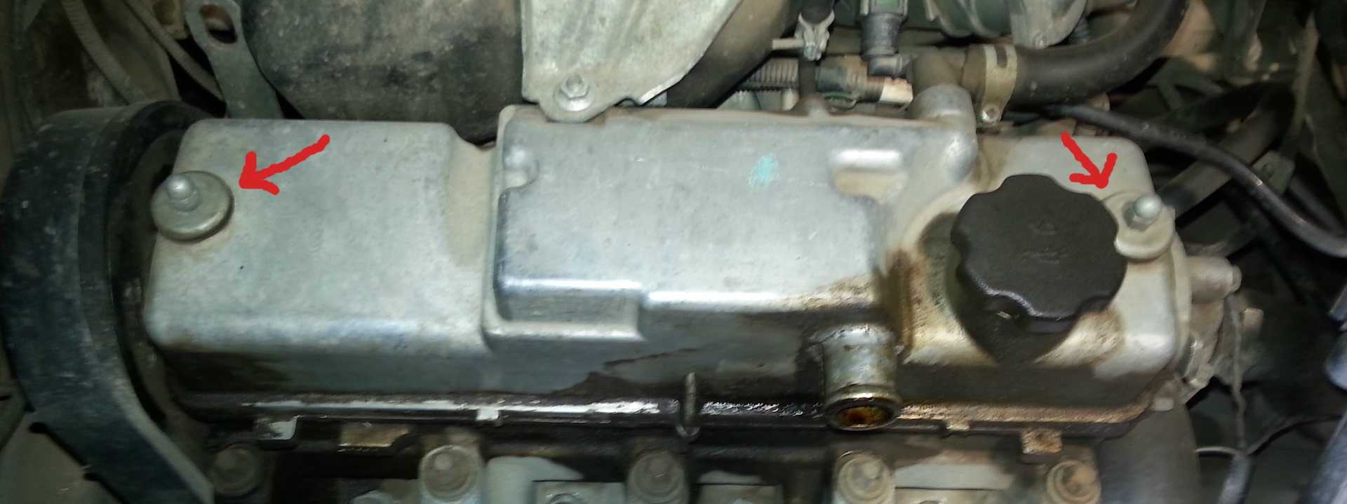 Появилась течь масла в двигателе — в чем причина и как отремонтировать