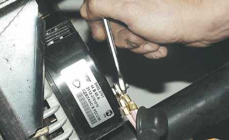 Проверяем генератор ваз-2114: диодный мост и проверка щёток мультиметром