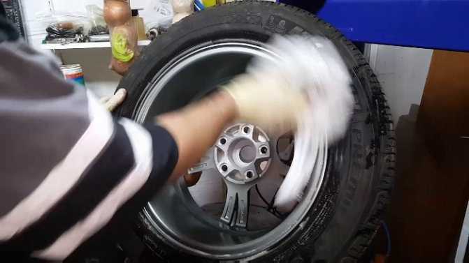 Балансировка колес в автомобиле на стенде: статическая и динамическая