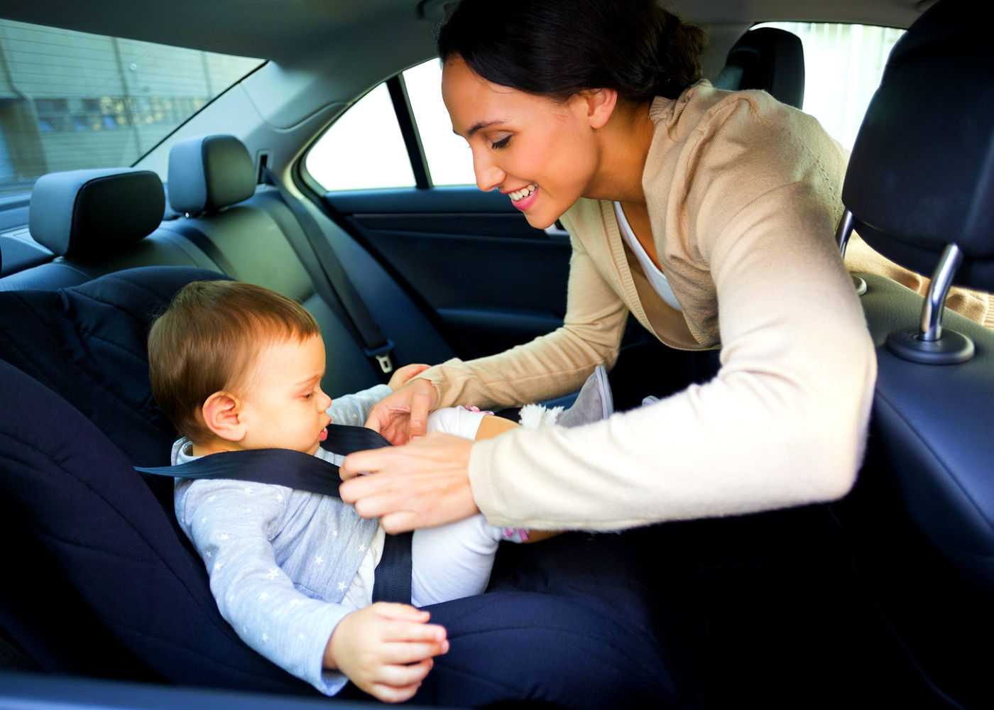 Правила перевозки детей в автомобиле