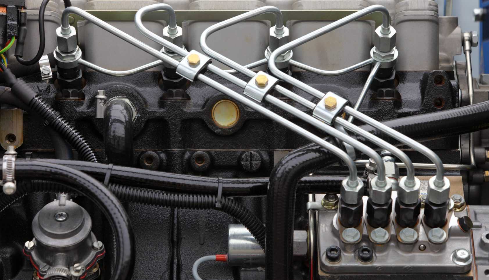 Как прокачать топливную систему дизельного двигателя ямз