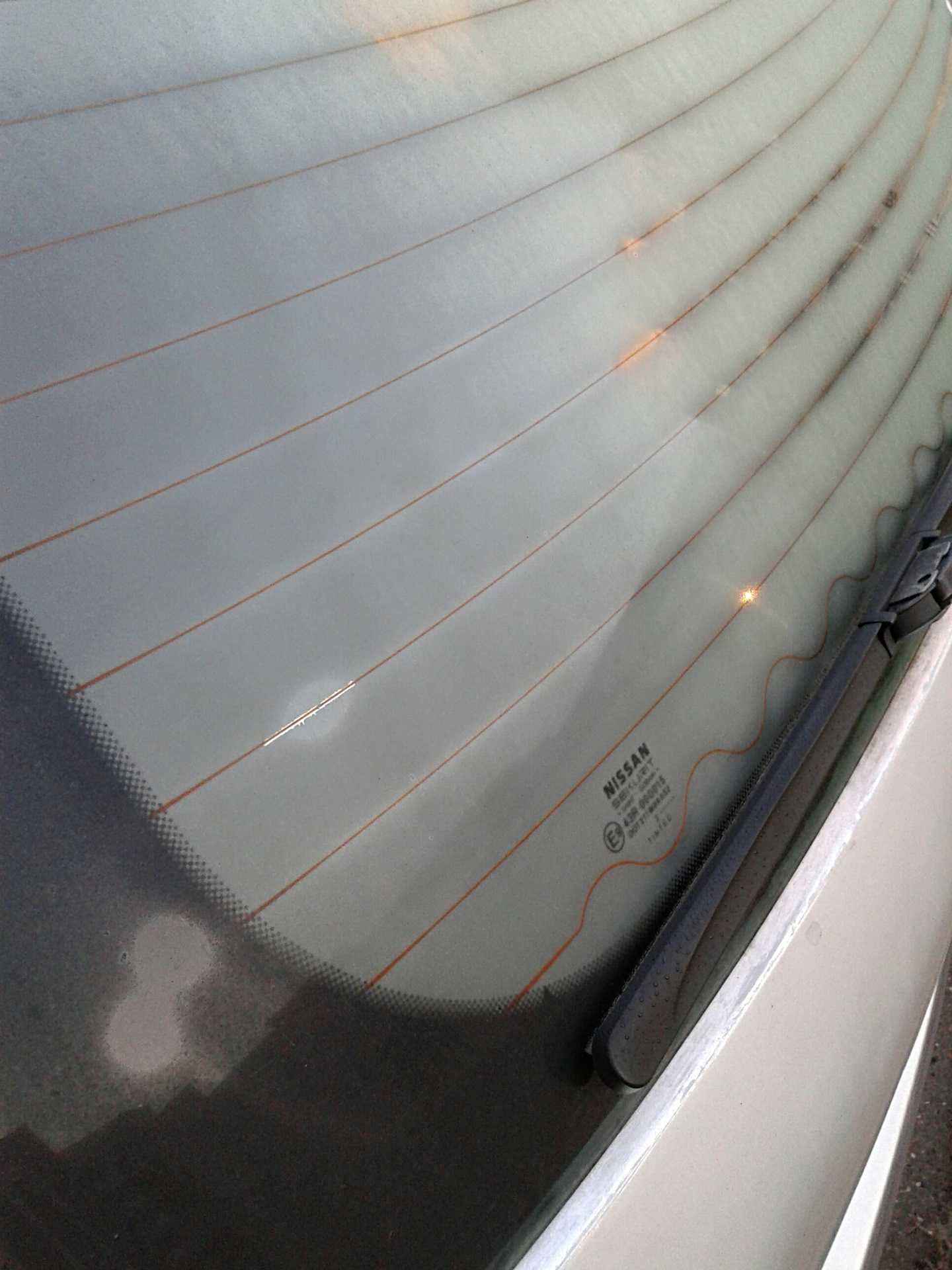 Восстановление нитей обогрева заднего стекла автомобиля