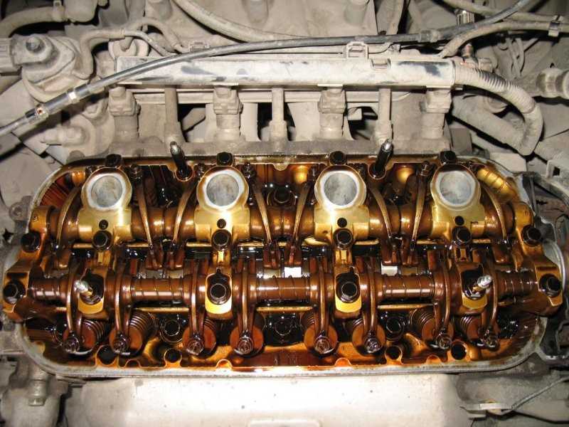 Как часто надо менять масло в двигателе: рекомендации завода-изготовителя и специалистов