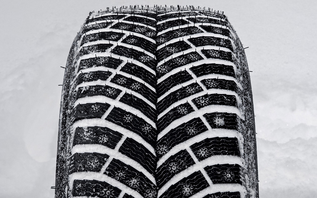 Тест зимних шин r15 и r16 — рейтинг зимней шипованной и нешипованной резины — журнал за рулем