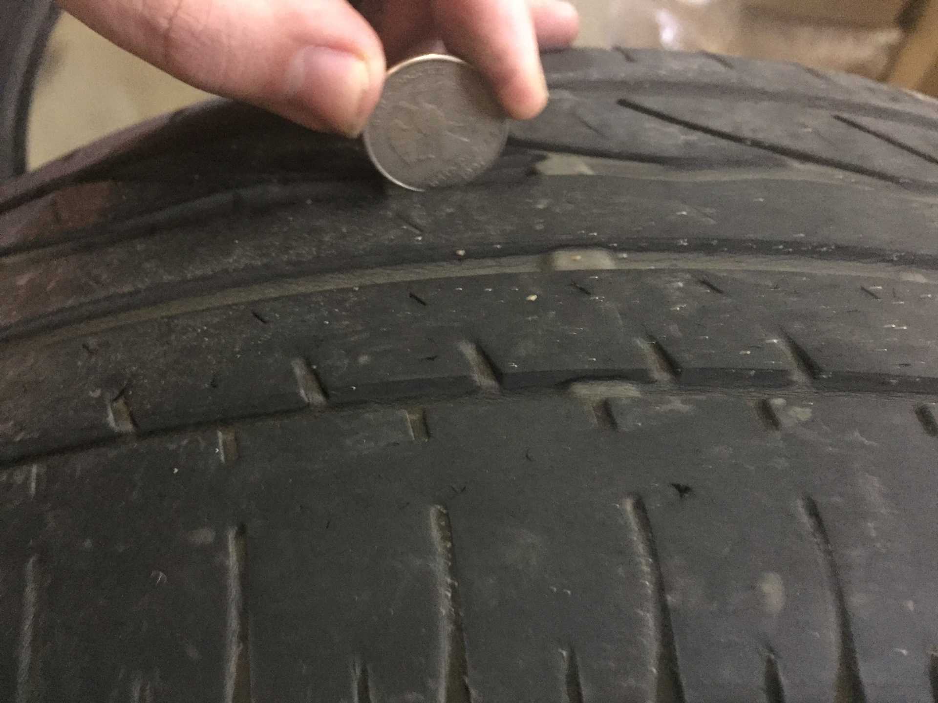 Для чего нужны протекторы на шинах?